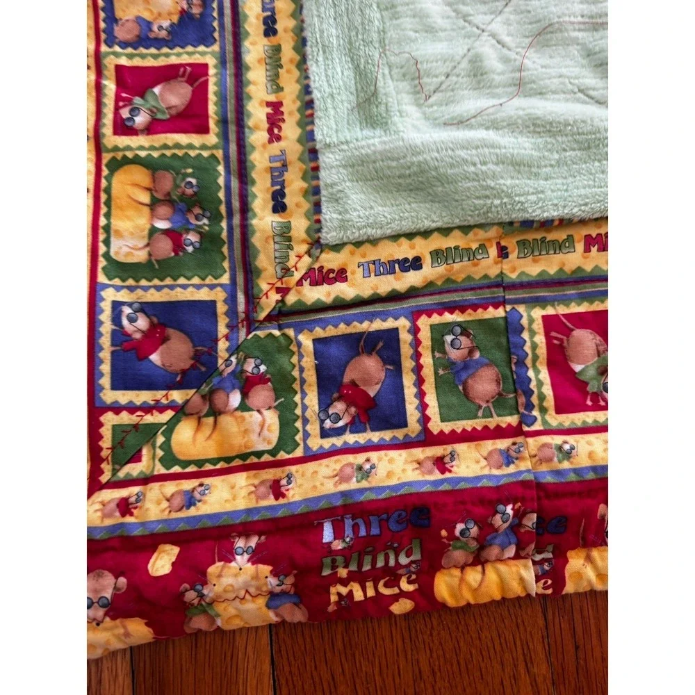 Vintage‎ Handmade Three Blind Mice Patchwork Baby Quilt Blanket Nursery Rhyme